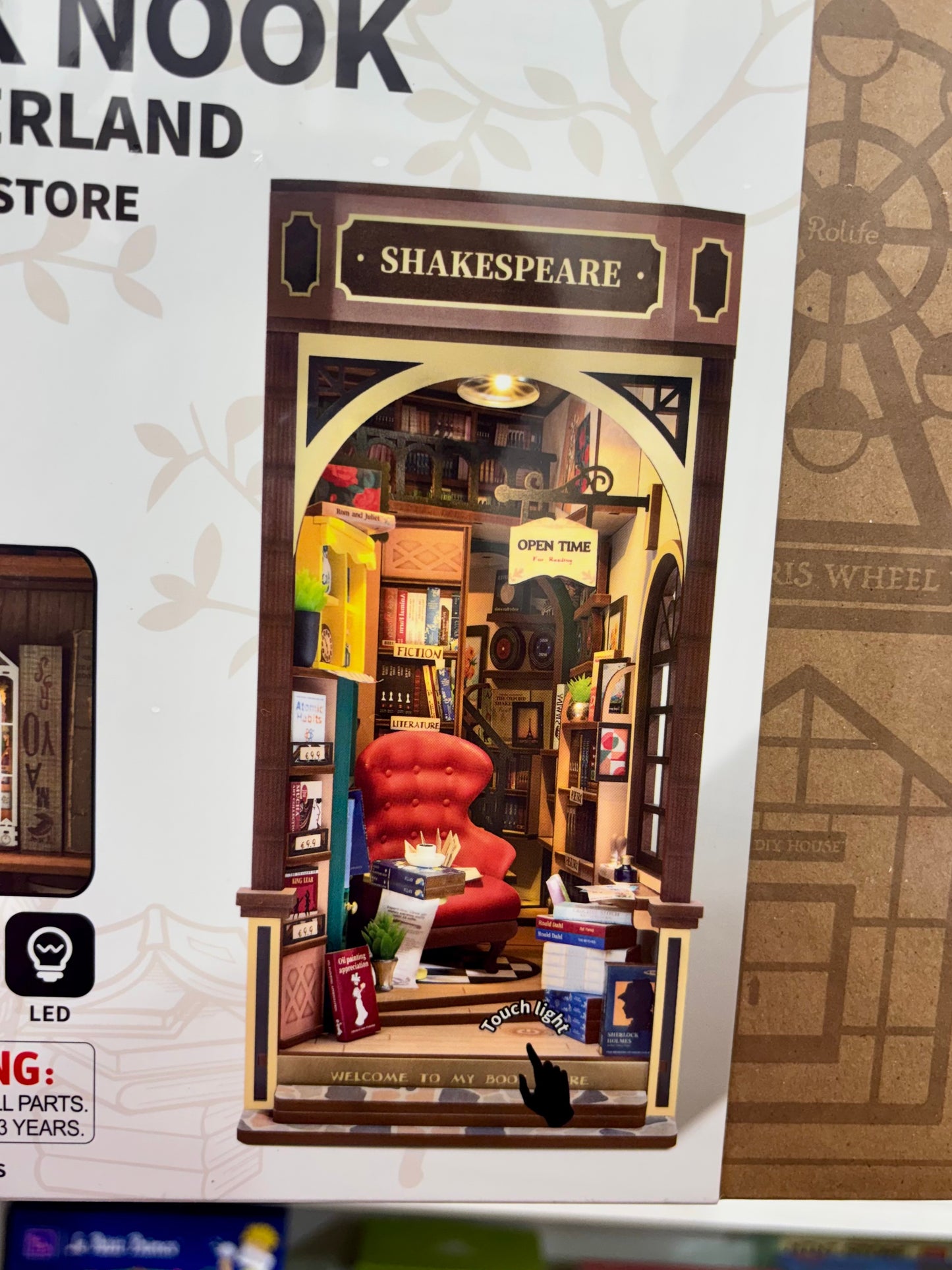 ARMABLE 3D BOOK NOOK BOOKSTORE TGB07 - ROLIFE