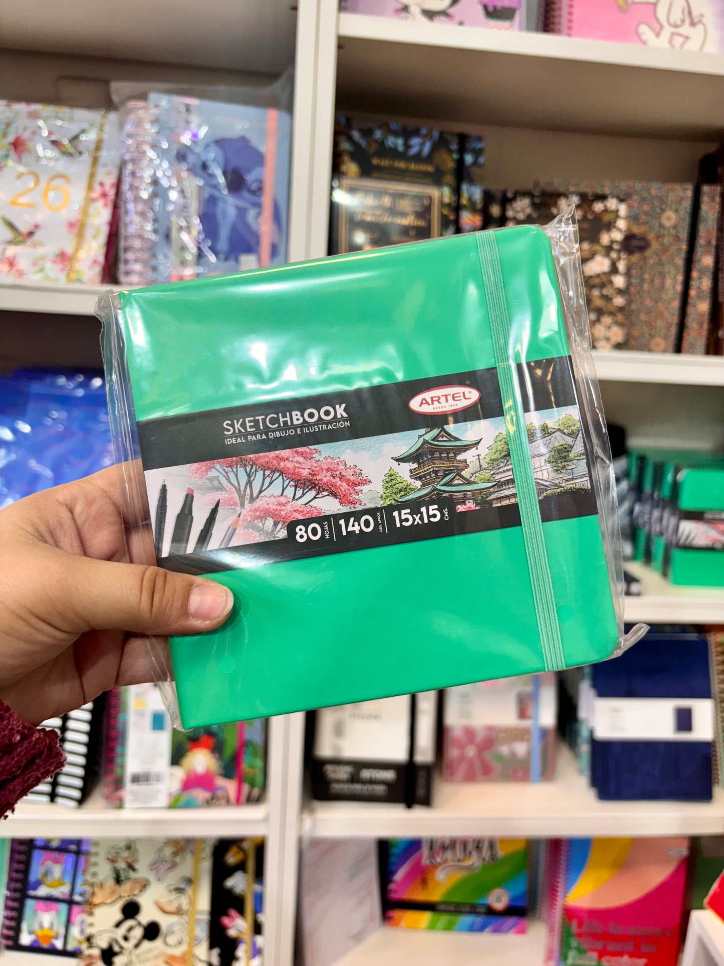 Sketchbook 15x15 cm Artel