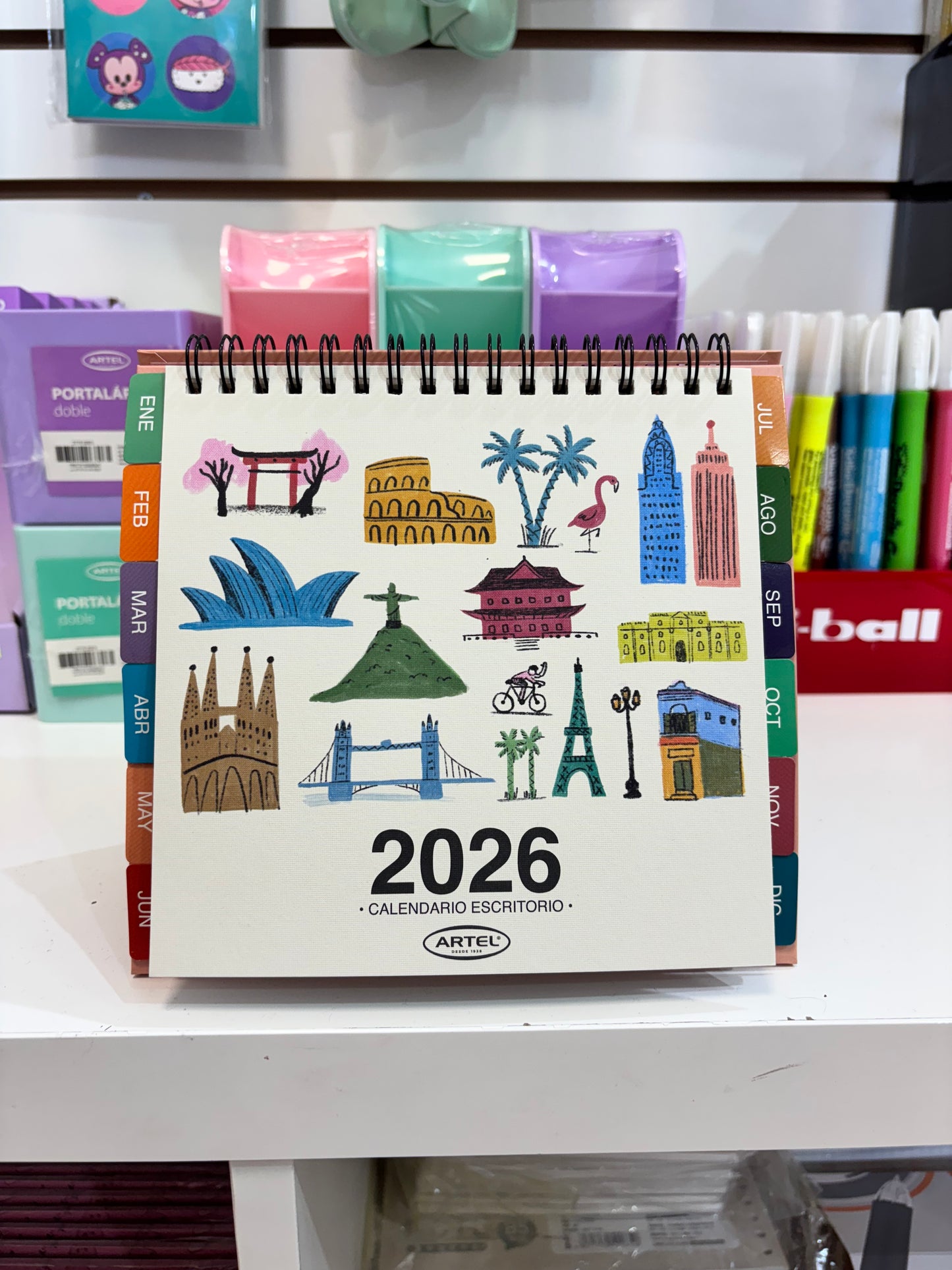 Calendario de escritorio 2026 viajes Artel